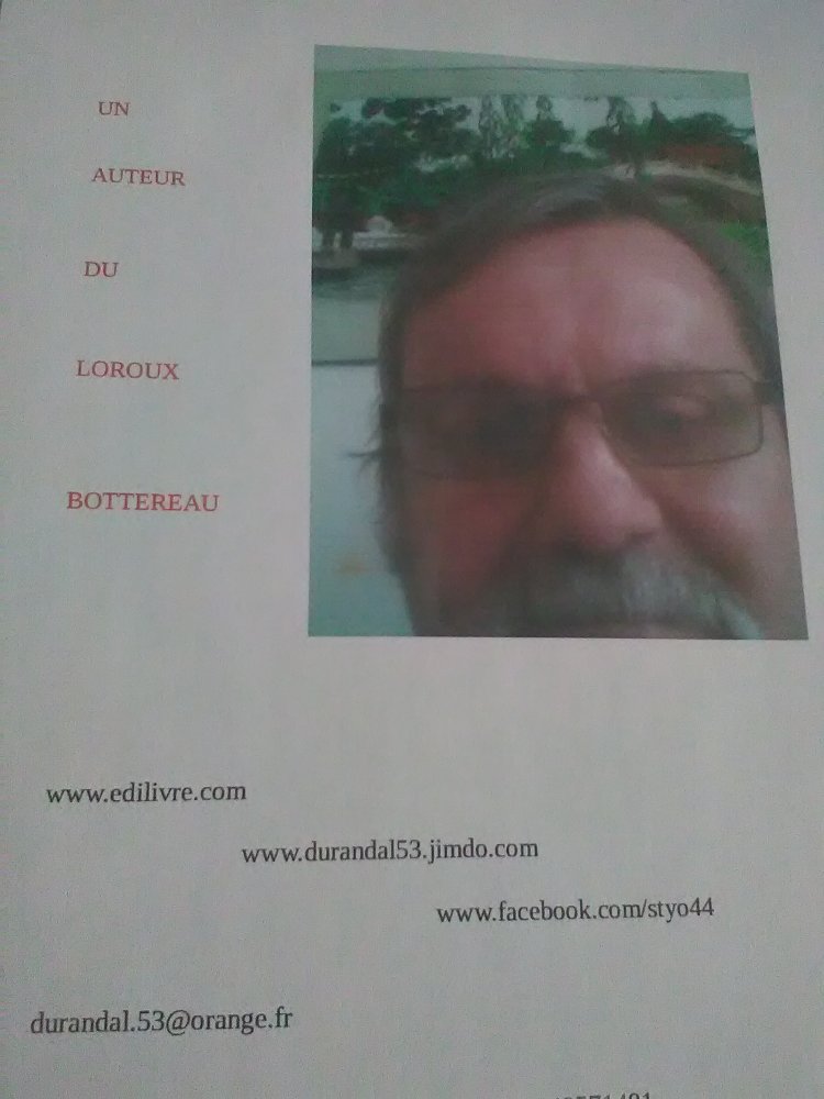 Bonjour et bienvenue sur mon site, Vous pourrez voyager à travers quelques extraits de poésies de textes édités ou pas.