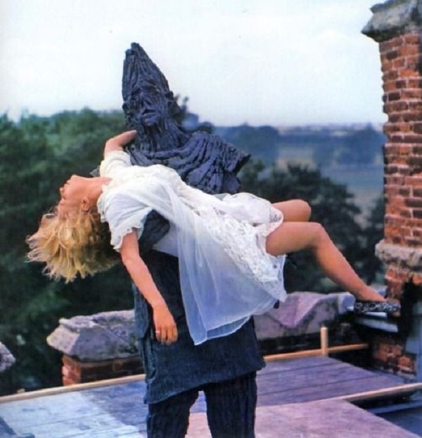 "IT"  une nouvelle version du GOLEM