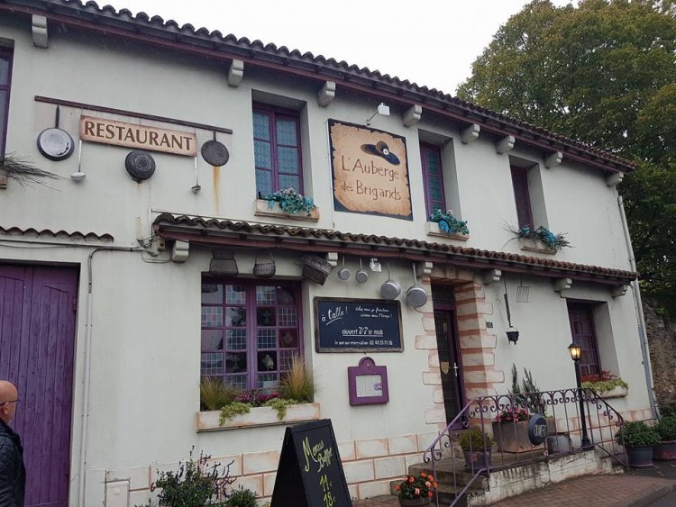 Je ferme mon site"orange" dans l'attente d'un nouveau.