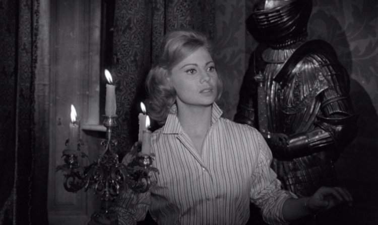 HORREUR A L'ITALIENNE... UN FILM DE VAMPIRE DANS LA GRANDE TRADITION