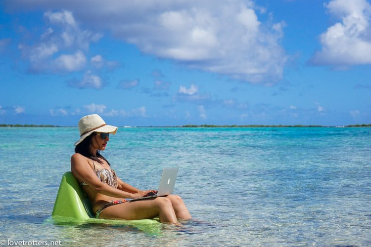 Nadia et Mike vous font voyager sur leur site Internet.