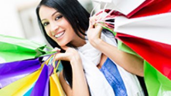 Les soldes d'été arrivent ! Elles démarrent le 27 juin et durent jusqu'au 31 juillet presque partout en France.