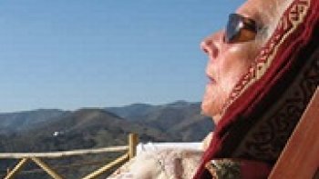 Pour vous les vacances, c’est plutôt farniente, les doigts de pied en éventail au bord de la piscine ou à la plage ? Culturel avec une liste de musées, expositions, visites de villes historiques ? Ou l’aventure avec le plein d’activités sportives, de sensations, de grands espaces ?Préférez-vous partir en séjour tout organisé, ou vous chargez de l’organisation et du programme pour qu’il soit vraiment adapté à vos envies ? Dans tous les cas, nous partageons nos astuces pour trouver la meilleure offre.

