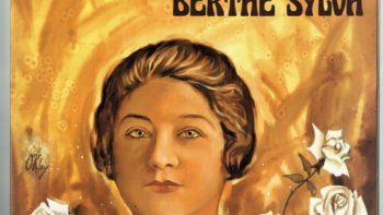 "Arrêtez les aiguilles de Berthe Sylva est une chanson poignante qui évoque la douleur, de la séparation et la nostalgie de l'amour perdu."