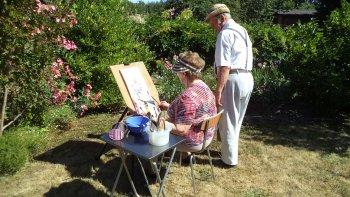 Diaporama de ma composition (avec des photos personnelles), relatant la vie à la campagne de deux retraités au dynamisme avéré : une rencontre enrichissante avec la nature.