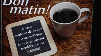 lorsqu'on sourit à la vie, elle vous rend ses sourires...