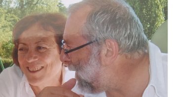 Aujourd'hui, je vous propose de RÊVER ... De PLANER ... 
La ponctuation de la vie ...
Le mot « SI » ou bien « POURQUOI » ou encore « QUEL DOMMAGE »
Peu importe l'image et le texte.. De la musique à écouter, la mienne,
Et dès la 2ème ou 3ème audition vous serez dans votre univers;
Celui du passé, du présent ou de demain ... L'avenir !