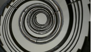 Devenez enquêteur et découvrez où a été prise la photo du jour lancée par notre Ordissinaute Chouchou ! Tous les moyens sont bons pour trouver... recherchez dans le dictionnaire, sur internet, ou dans vos photos personnelles et déposez en commentaire votre réponse. Au fur et à mesure de vos retours, notre Ordissinaute Chouchou vous donnera d'autres indices...