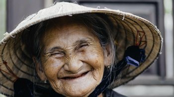 À force de rire, j'ai perdu mon dentier !
Faites gaffe au vôtre !
