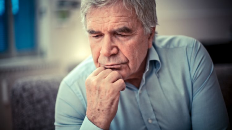 De plus en plus de personnes âgées demandent le service des institutions financières pour obtenir un prêt relais. Il n’y a pas vraiment de limite d’âge pour l’obtenir, mais cela s’avère plus difficile pour les individus qui dépassent 60 ans.