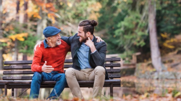 Beaucoup de seniors souhaiteraient faire une donation à leurs enfants mais n'ont pas toujours les liquidités nécessaires. Le prêt pour senior peut s'avérer une bonne solution.