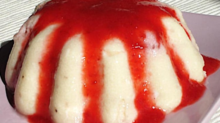 Entremets originaire de la région Champagne. Le dessert à base de semoule, cuite une première fois dans du Champagne et de l'eau.