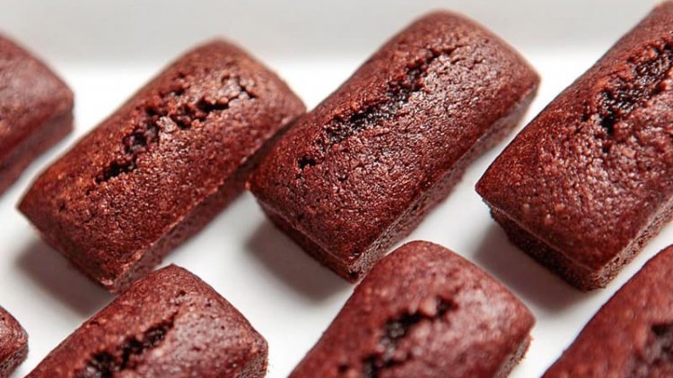 une gourmandise toujours appréciée, se garde en boite de fer une dizaine de jours,si il en reste !!!