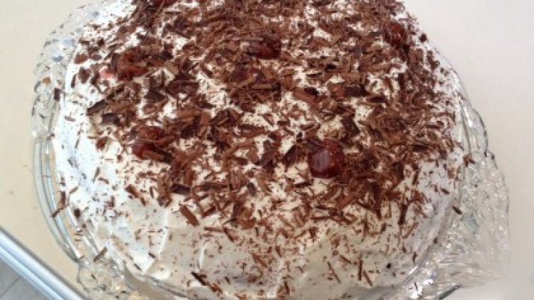 cette pâtisserie a l'air difficile à faire, il n'en est rien.