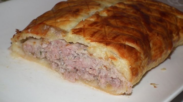 ce n'est pas une recette originale !!! mais traditionelle au pays lorrain, que l'on se transmet de famille en famille. par ces temps caniculaires, pour le soir avec d'autres salades fraîches, elle sera appréciée. Mais, il vaut mieux la préparer le matin de bonne heure