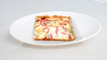 Notre ordissinaute Lucciolo nous présente la recette de la Tarte aux 3 poivrons et au chorizo. À tester sans hésitation !