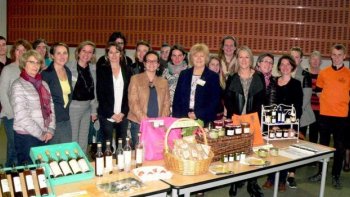 

La bourse aux documents est l'événement à ne pas manquer pour les professionnels du tourisme : c'est un lieu unique d'échange et de documentation pour alimenter les offices du tourisme sur les activités à faire dans les région de la Vendée.