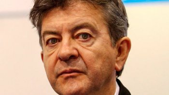 
A quelques mois des élections présidentielles de 2017, les candidats bonifient leur discours mais également leur silhouette. En effet, le fait de prendre soin de leur ligne avant cet événement présidentiel si attendu, permettrait à nos politiciens d’être plus performants lors de leur campagne électorale.