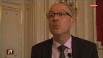 
En cette période de fêtes de fin d'année, la vigilance doit être mise sur les routes afin de préserver plus de vies humaines. C'est le message de que tentent de faire passer les autorités préfectorales de la Haute-Savoie à leurs administrés.
