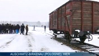 Une centaine d'élèves du lycée parisien Janson de Sailly se sont rendus dimanche au camp de concentration d'Auschwitz-Birkenau, en Pologne, pour un voyage pédagogique et symbolique à la veille du 70ème anniversaire de la libération du camp d'extermination.