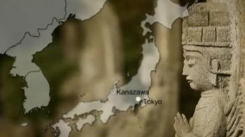 Partons à Kanazawa au bord de la mer du Japon dans l'Ouest de l'archipel. Inscrite au Réseau des villes créatives de l'UNESCO dans le domaine de l'artisanat et des arts populaires celle qu'on appelle aussi 'la petite Kyoto' est en train de s'affirmer comme l'une des nouvelles destinations incontournables du pays.