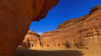 Ce diaporama partagé par notre ordissinaute Suzanne sur l'Arabie saoudite est une invitation au voyage. Les images se succèdent et nous font découvrir ce magnifique pays du moyen orient, pour un dépaysement total.
