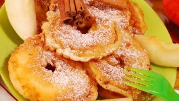 Savourez une nouvelle recette de notre Ordissinaute Monique : les beignets aux pommes !