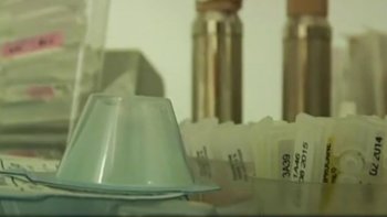 Des ophtalmologistes de Marseille, le Professeur Ridings et le Docteur André sont allés à Madagascar dans les années 90 et se sont rendus compte que de nombreuses personnes étaient aveugles à cause de leurs cataractes mal soignées.