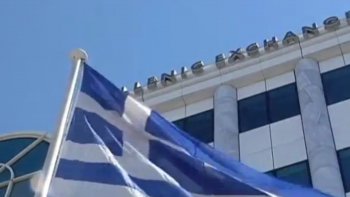 La volonté de la Grèce de se libérer plus tôt que prévu du cadre de la troïka de ses créanciers préoccupe les investisseurs qui ont fait chuter mardi la bourse d'Athènes de 5,7%. 