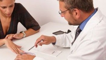 A ce jour, la France compte environ 286 000 médecins généralistes répartis sur l'ensemble du territoire, ce qui représente une proportion de 3 pour 1 000 habitants. 