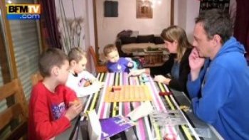 Après la fête de Noël et aussi celle de saint Sylvestre, l’heure du retour à l’école a sonné pour vos tous petits. Désormais, ils doivent essayer d’oublier les cadeaux et les jeux de détentes auxquels ils se sont habitués lors des vacances. D’où la problématique de : comment gérer le retour à l’école ? Ce problème doit être géré tant par les parents que par les tous petits.