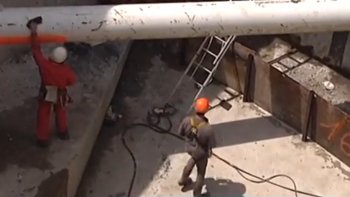 Voici un reportage sur la centrale hydroélectrique qui sera mise en activité début juillet sur la Garonne et qui produira de l'électricité pour Toulouse.