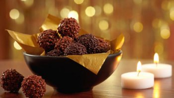 TRUFFES AU CHOCOLAT POUR NOËL