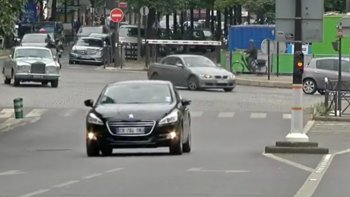 Quelque 45% des Français reconnaissent dépasser les limitations de vitesse sur la route des vacances, selon un sondage Ifop diffusé la semaine dernière sur les excès de vitesse, principale cause d'accidents mortels en 2013.
