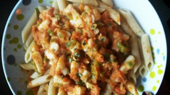 Les encornet ont une importance commerciale considérable et font partie des espèces qui ont une croissance rapide