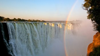   CASCADES ET CHUTES D'EAU SUR NOTRE JOLIE PLANÈTE.  