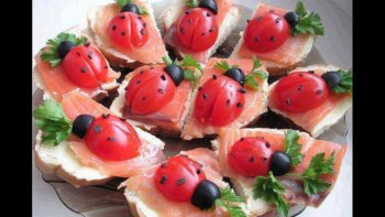 Quelques idées pour des plats de fête pour régaler vos invités gustativement et visuellement. Les enfants seront amusés et curieux de goûter !!!