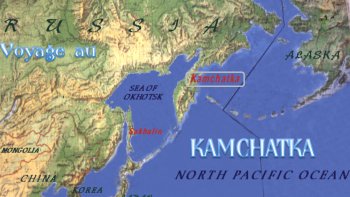  PAYS  des volcans et  DES OURS ....