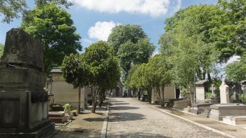 Voici un beau texte que nous partage notre ordissinaute Minou, il est tiré DU LIVRE DU PÈRE LA CHAISE !      