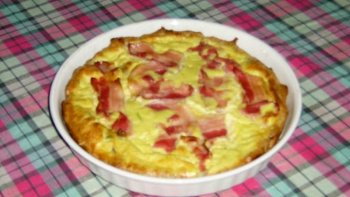 Vous souhaitez faire une quiche originale ? Notre chef ordissinaute Minou nous donne sa recette de la quiche aux asperges.