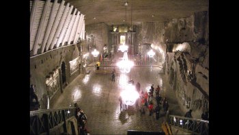 Une merveille  que je vous propose de  redécouvrir  .
j'avais dejà publié en 2016...
cette fois c avec la participation de ANNY 