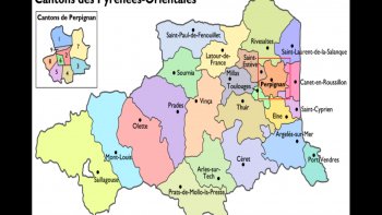 je vous invite à parcourir quelques endroits de cette région où j'ai laissé mon cœur..tout y est...le soleil,la mer ,la montagne..et même l’Espagne toute proche..
j'en garde de merveilleux souvenirs et j'ai une pensée émue pour notre ami Marco ,qui s'y était installé.La belle catalogne vous accueille ,en dansant la Sardane au son des "coblas " (orchestres) et la tramontane  souffle  parfois à vous en faire perdre les chapeaux....