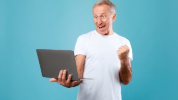 Obtenir un crédit lorsqu'on est retraité, ce n'est pas une chose si simple si on ne détient pas toutes les clés pour bien constituer notre dossier.