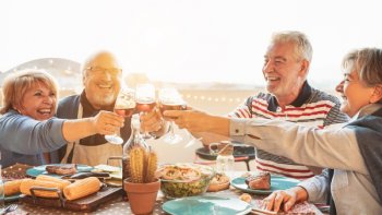 Comment pouvons-nous réduire les mensualités de crédits que nous remboursons afin de s'en sortir mieux tous les mois et profiter davantage de la vie de tous les jours ?