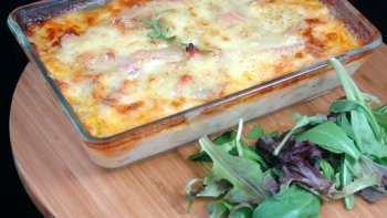 La truffade est un plat traditionnel auvergnat. Notre chef ordissinaute Lucciolo nous en livre une version à base de Saint-Nectaire.