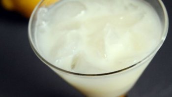 Digestif à proposer lors des prochains repas.  Vous allez être surpris et conquis, par son parfum de citron et vanille.