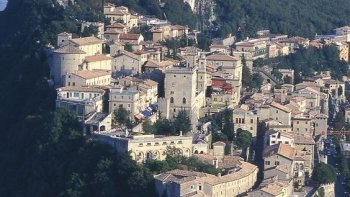 San Marino est le troisième plus petit Etat d'Europe après celui du Vatican et de Monaco. 