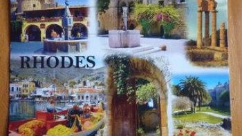   Rhodes est la plus grande des iles de l'archilel grec. Elle est réputée pour ses stations balnéaires, ses ruines. Cinq mois sans pluie !!
Superficie:1.408 k.m.2.......Population:115.500 ha.