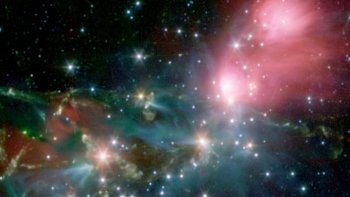 en 2014  j'avais publié ce diapo pour l"anniversaire  d'un petit Pierrot "de la lune "
passionné des étoiles...qui voulait ..un poème  ..en cadeau.
puis le ciel l'a rappelé  en 2015 ..(Mucoviscidose )..

ci joint le texte ..(trêve nocturne )

il m'avait demandé  si les infirmières du ciel étaient  gentilles..ce à quoi j'avais répondu
"oui ..elles ne font pas de piqûres,,,elles ne donnent pas de médicaments..elles sont des "anges "
Poupette m'a reparlé  récemment de mon petit copain..
.j'ai su par ses parents  qu'en 2018une  petite étoile , nommée Maéva  s'est posée dans la chambre de Pierrot...
sans doute en a t il détachée une pour ses parents...les anges peuvent tout faire..
