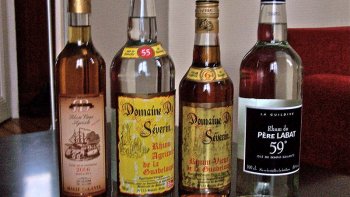 Cocktail très rafraichissant, l'alcool étant adouci par le jus d'ananas et le sirop. Il a été crée par Donn Beach, dit Don the Beachcomber, en 1934. La recette a beaucoup évoluée depuis, la recette originale étant la suivante : À déguster avec modération.